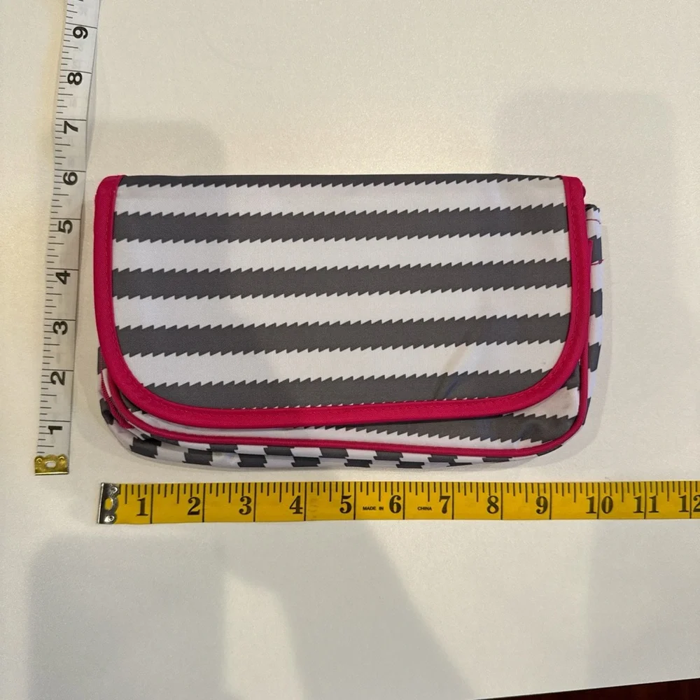 Thirty-One Pink and Gray Makeup Organizer